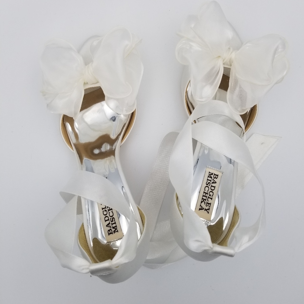 Badgley Mischka Neryssa Bowed Stiletto Heels, Soft White, Women's Size 8.5 - Picture 9 of 14
